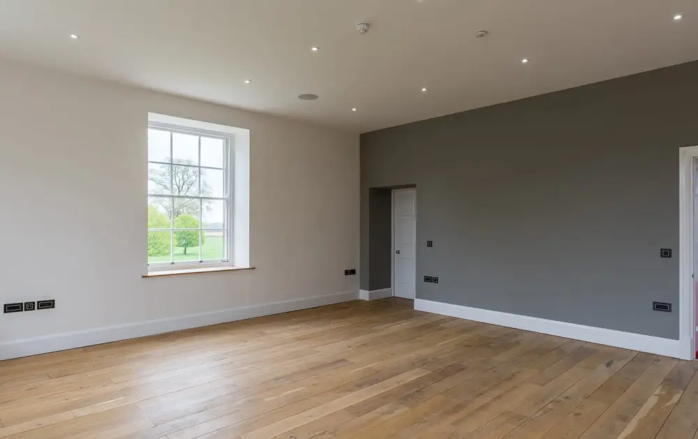 Popoulate_Empty_room_002-1000x629