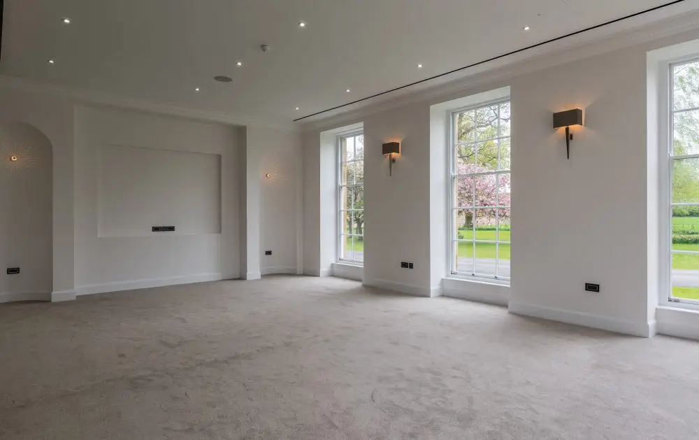 Popoulate_Empty_room_005-1000x629